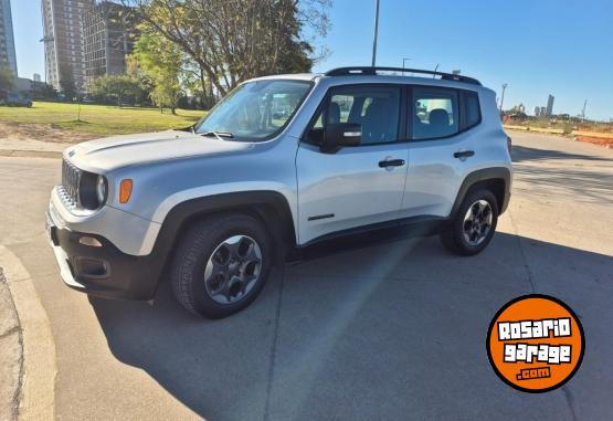 Camionetas - Chrysler JEEP RENEGADE 2017 Nafta 188000Km - En Venta
