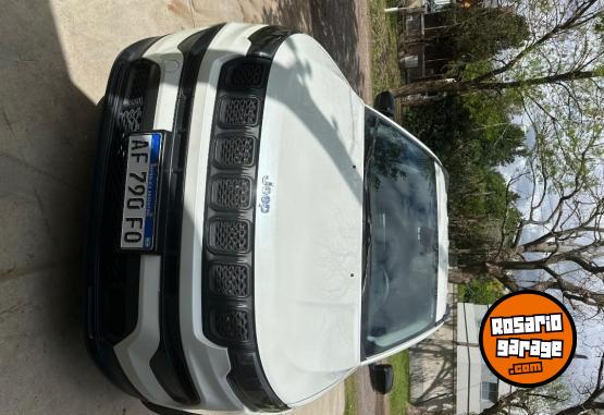 Camionetas - Jeep Compass sport 2023 Nafta 70000Km - En Venta