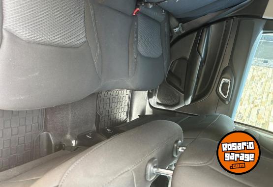 Camionetas - Jeep Compass sport 2023 Nafta 70000Km - En Venta