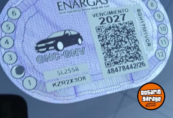 Autos - Fiat Gran Siena 2014 GNC 118000Km - En Venta