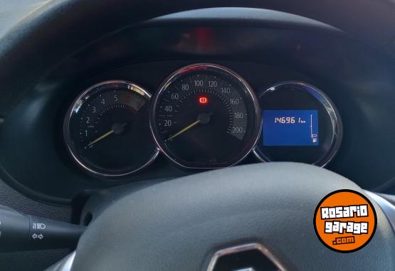 Utilitarios - Renault Kangoo emotion 5a 2018 Nafta 147000Km - En Venta
