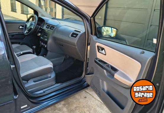 Autos - Volkswagen Suran Trendline 2012 Nafta 160000Km - En Venta