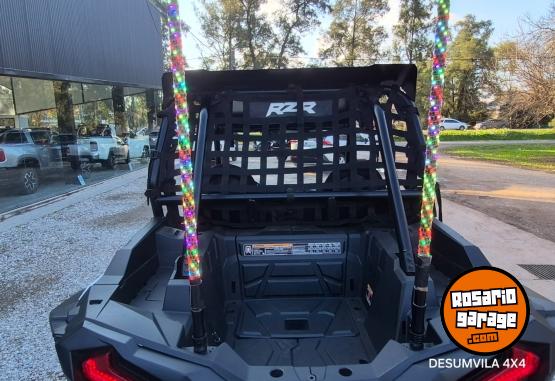 Cuatris y UTVs - Polaris RZR 1000 XP 2021 5000Km - En Venta