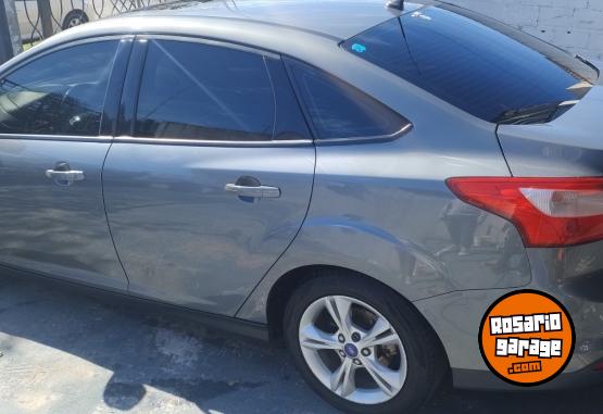 Autos - Ford FOCUS 2.0 SE PLUS AT 2015 Nafta 164000Km - En Venta