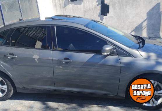 Autos - Ford FOCUS 2.0 SE PLUS AT 2015 Nafta 164000Km - En Venta