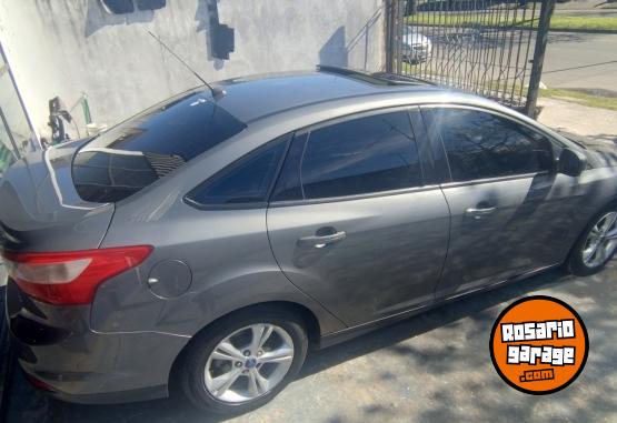 Autos - Ford FOCUS 2.0 SE PLUS AT 2015 Nafta 164000Km - En Venta