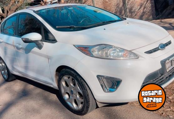 Autos - Ford Fiesta Kinetic 1.6 Full 2013 GNC 150000Km - En Venta