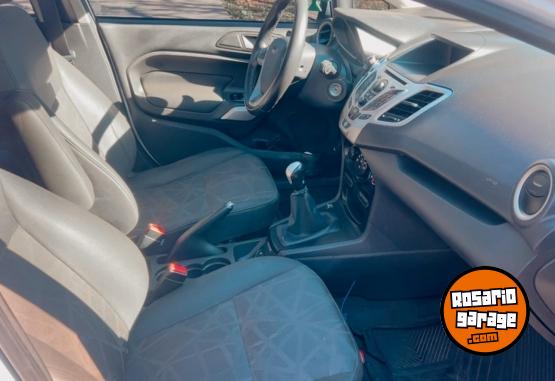 Autos - Ford Fiesta Kinetic 1.6 Full 2013 GNC 150000Km - En Venta