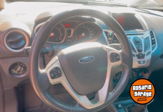 Autos - Ford Fiesta Kinetic 1.6 Full 2013 GNC 150000Km - En Venta