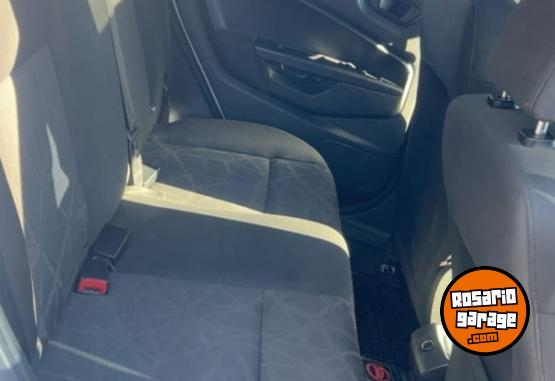 Autos - Ford Fiesta Kinetic 1.6 Full 2013 GNC 150000Km - En Venta