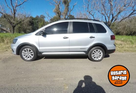 Autos - Volkswagen Suran 1.6L Track 2018 Nafta 98000Km - En Venta