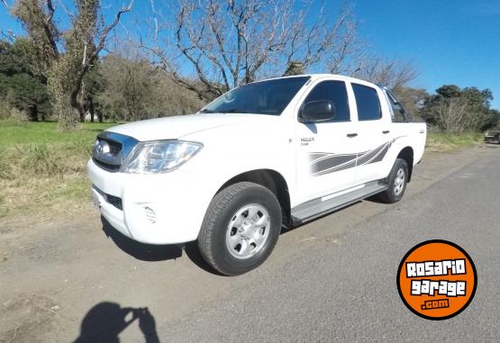 Camionetas - Toyota Hilux DX 2.5TDI 4x2 2011 Diesel 170000Km - En Venta