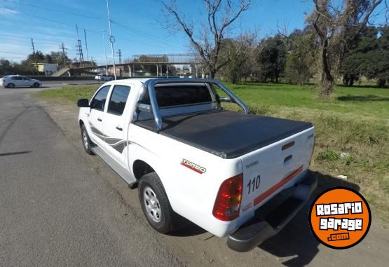 Camionetas - Toyota Hilux DX 2.5TDI 4x2 2011 Diesel 170000Km - En Venta