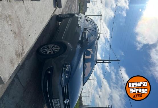 Autos - Volkswagen Suran highline 2013 GNC 165000Km - En Venta