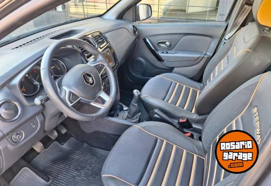 Autos - Renault Sandero Stepway Intense 2022 Nafta 27665Km - En Venta