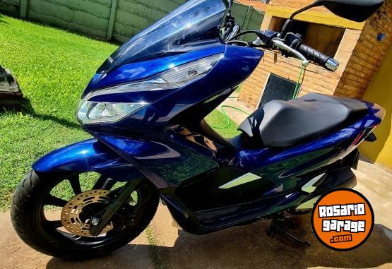 Motos - Honda PCX 150 2022 Nafta 4000Km - En Venta