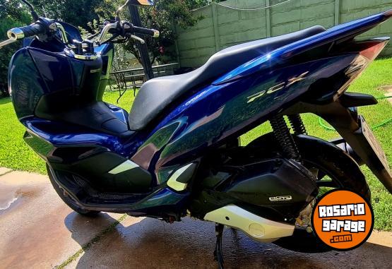 Motos - Honda PCX 150 2022 Nafta 4000Km - En Venta