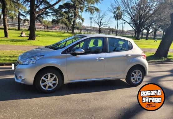 Autos - Peugeot 208 ALLURE 2015 Nafta 39000Km - En Venta