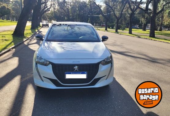 Autos - Peugeot 208 2024 Nafta 9000Km - En Venta