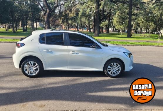 Autos - Peugeot 208 2024 Nafta 9000Km - En Venta