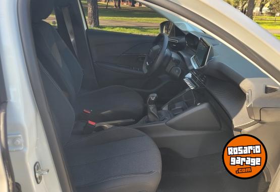 Autos - Peugeot 208 2024 Nafta 9000Km - En Venta