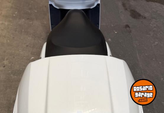 Motos - Kymco Like 125 2025 Nafta 1780Km - En Venta