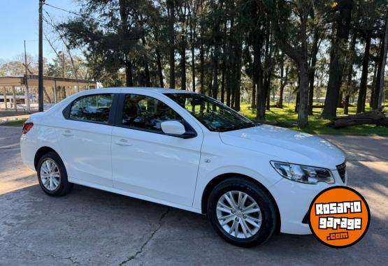 Autos - Peugeot 301 allure 2018 Nafta 170000Km - En Venta