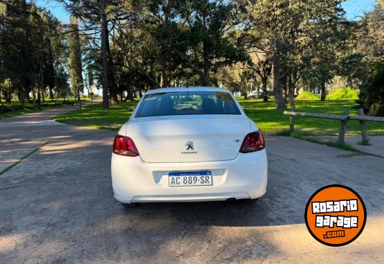 Autos - Peugeot 301 allure 2018 Nafta 170000Km - En Venta