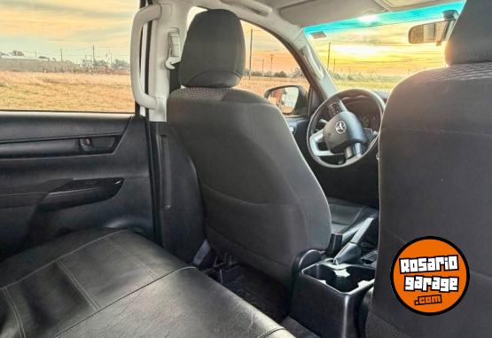 Camionetas - Toyota 2024 2024 Diesel 22000Km - En Venta