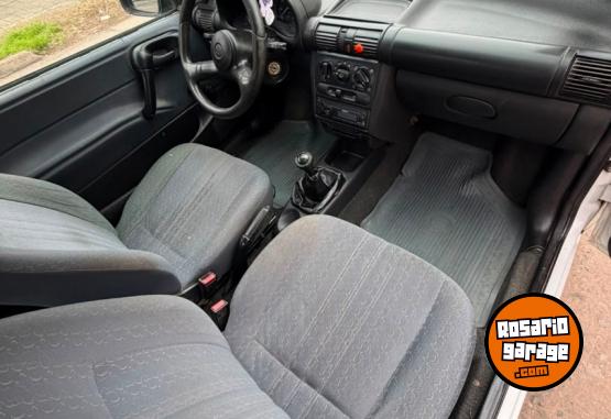 Autos - Chevrolet Corsa Classic Wind 2000 Diesel 200000Km - En Venta