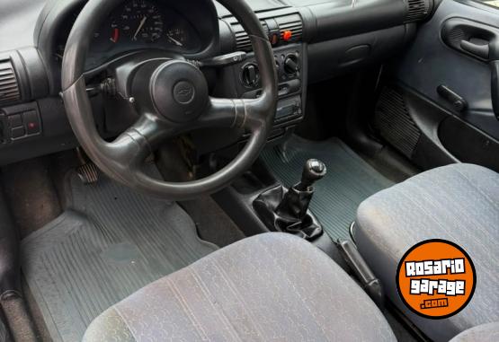 Autos - Chevrolet Corsa Classic Wind 2000 Diesel 200000Km - En Venta