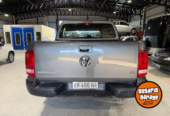 Camionetas - Volkswagen Amarok 2.0Tdi 4X2 Dc Com 2017 Diesel 175000Km - En Venta