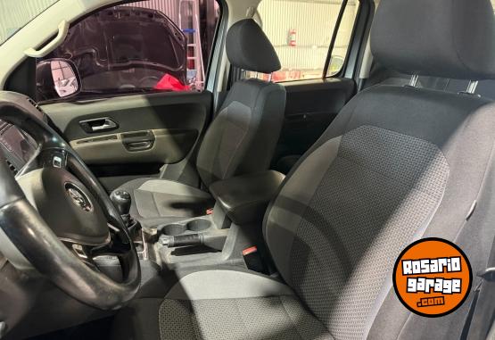 Camionetas - Volkswagen Amarok 2.0Tdi 4X2 Dc Com 2017 Diesel 175000Km - En Venta