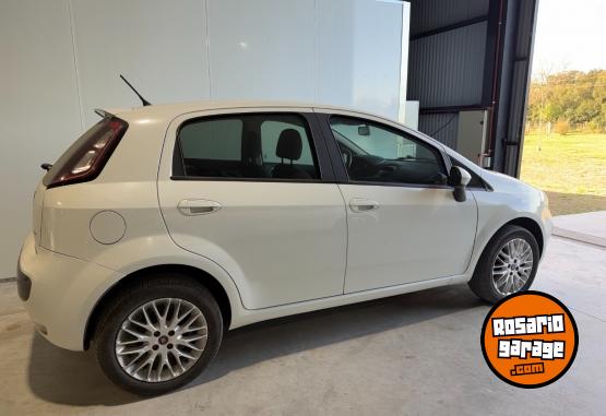 Autos - Fiat Punto 1.6 Essence L13 2014 Nafta 115000Km - En Venta