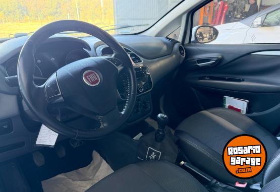 Autos - Fiat Punto 1.6 Essence L13 2014 Nafta 115000Km - En Venta