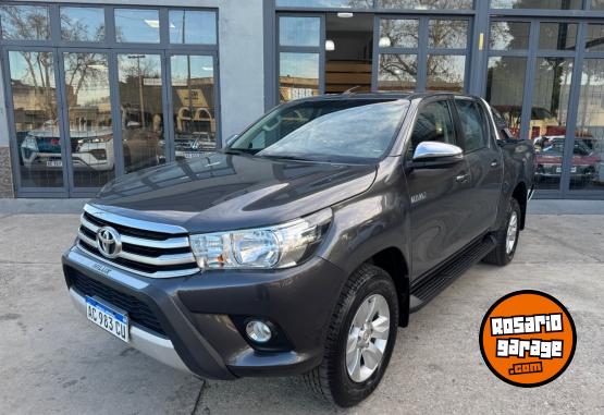 Camionetas - Toyota Hilux SRV 2018 Diesel 18000Km - En Venta