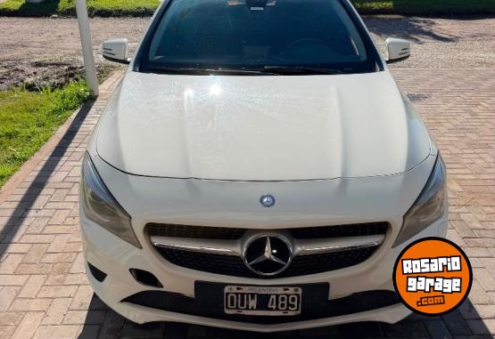 Autos - Mercedes Benz Cla 200 2014 Nafta 165000Km - En Venta