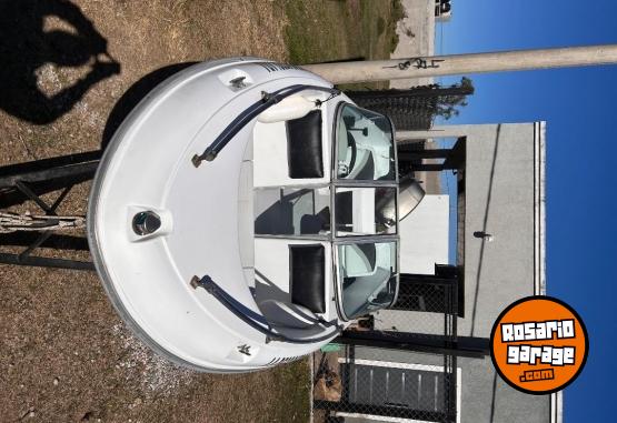 Embarcaciones - Lancha pietra 460 Suzuki 40hp 2001 - En Venta