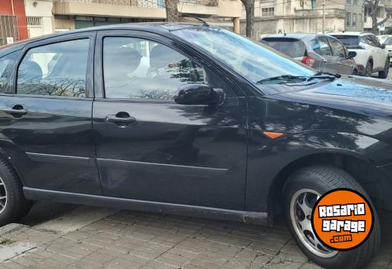 Autos - Ford Focus LX 1.8 5 puertas 2002 Nafta 70000Km - En Venta
