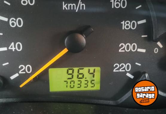 Autos - Ford Focus LX 1.8 5 puertas 2002 Nafta 70000Km - En Venta