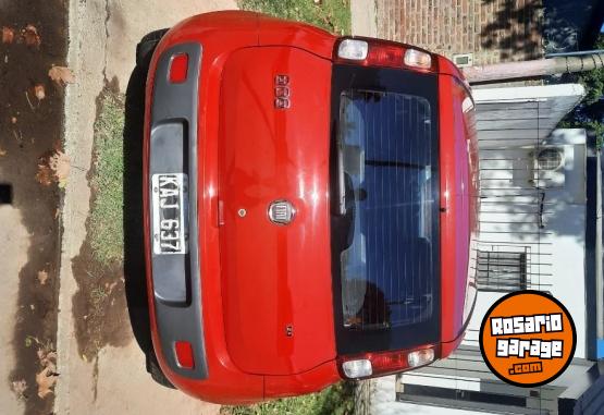 Autos - Fiat Uno attractive 2011 Nafta 124000Km - En Venta