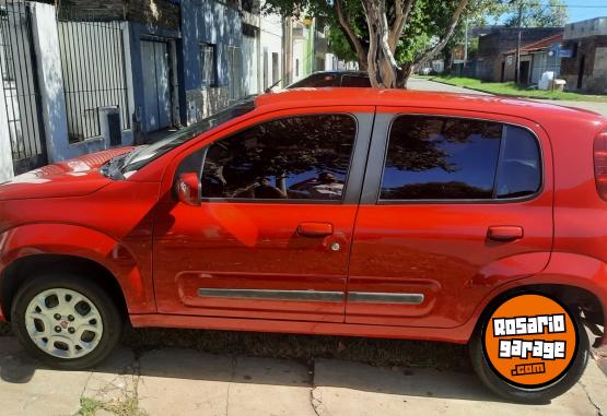 Autos - Fiat Uno attractive 2011 Nafta 124000Km - En Venta