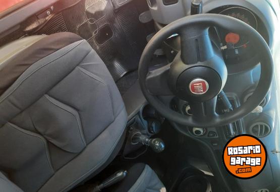 Autos - Fiat Uno attractive 2011 Nafta 124000Km - En Venta