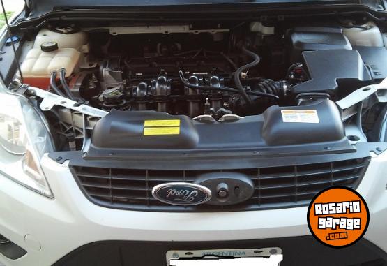 Autos - Ford FOCUS TREND 2013 Nafta 135000Km - En Venta