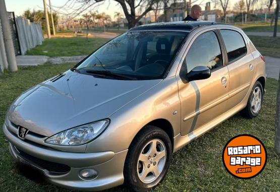 Autos - Peugeot 206 HDI 2.0 2008 Diesel 210000Km - En Venta