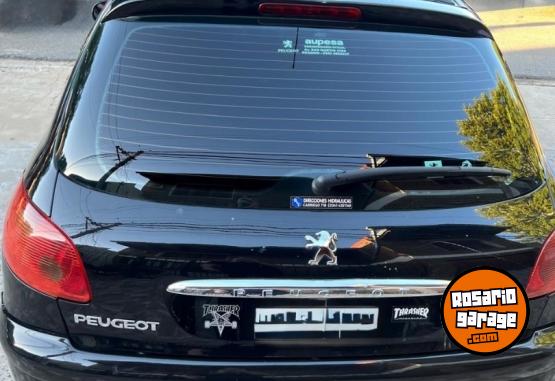 Autos - Peugeot 206 2005 Nafta 124000Km - En Venta