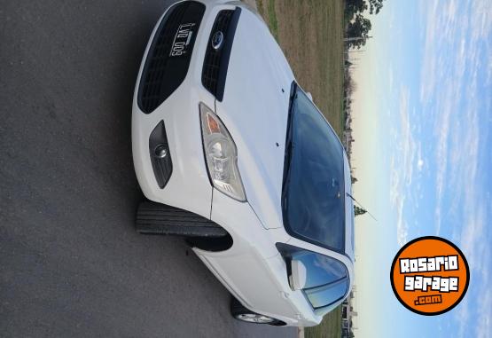 Autos - Ford Focus 2012 Nafta 178000Km - En Venta
