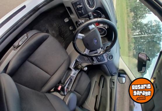 Autos - Ford Focus 2012 Nafta 178000Km - En Venta