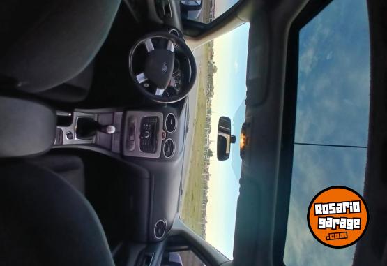 Autos - Ford Focus 2012 Nafta 178000Km - En Venta