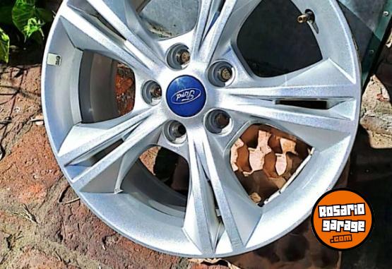 Accesorios para Autos - Llantas focus 3 - En Venta